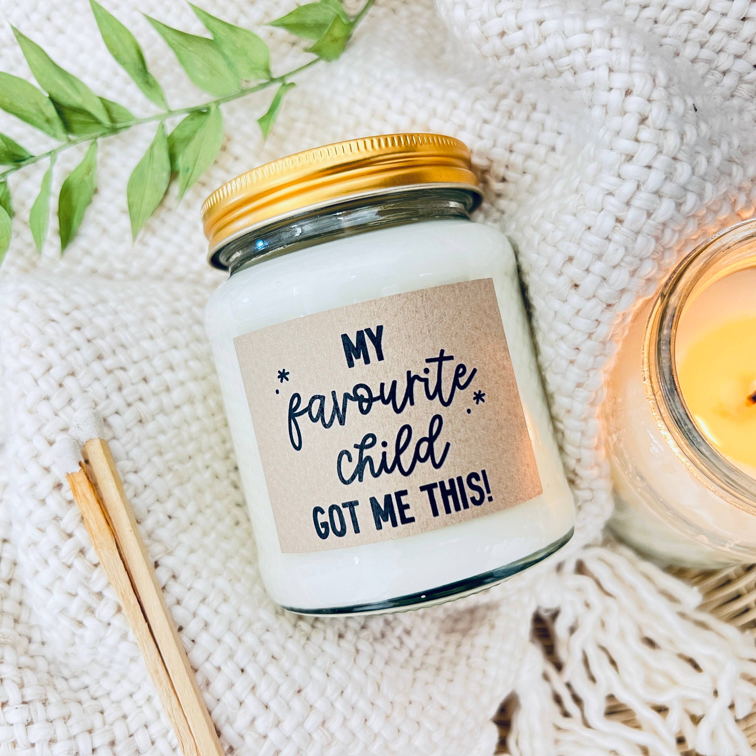 My favourite child handmade soy scented candle : Mimosa Flower and Mandarin