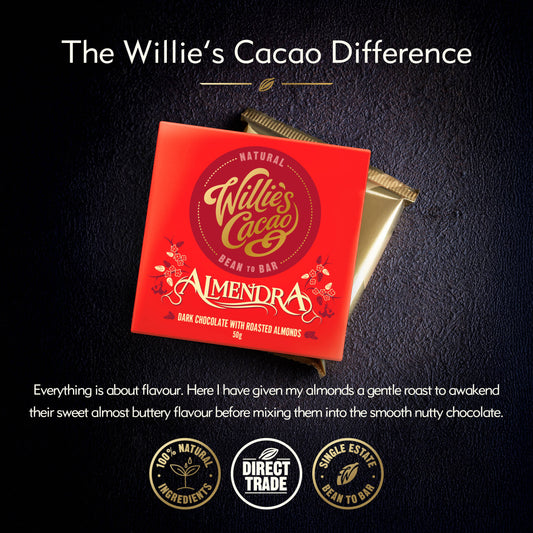 Almendra. Dark chocolate with almonds. Vegan. 50g bar